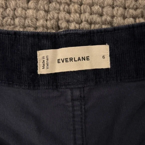 Everlane - The Utility Barrel Pant - Navy Corduroy - Size 6 - Picture 6 of 15